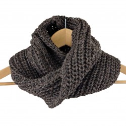 Cuello tubo entre girado...