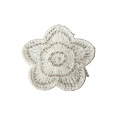 Aplique flor bordad con...